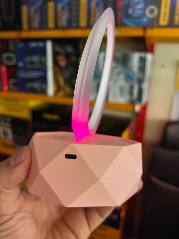 اسپیکر رومیزی RGB شارژی با طراحی دکوراتیو